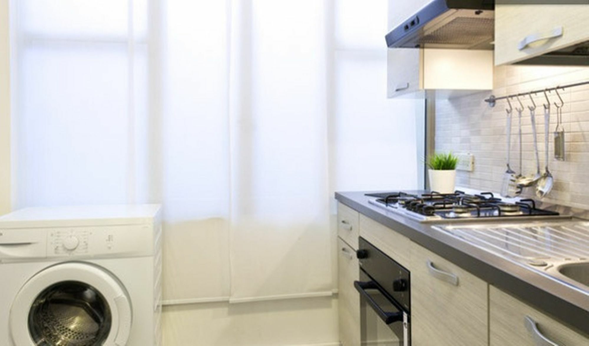 Amedeo Loft * Naples